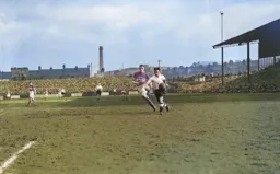 Eddie Parris looks to be getting clear