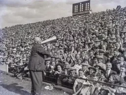 Packing the crowd in