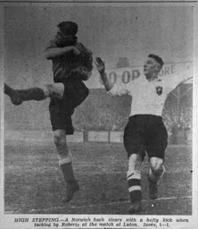 Norwich City {H} 18.12.1937