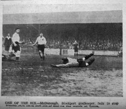 Stockport County {H} 1.1.1938