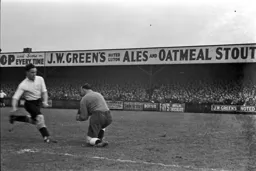 Billy Waugh is thwarted