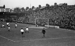 The Avenue goalkeeper safely gathers the ball