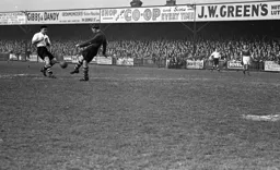 Billy Arnison is beaten to the ball