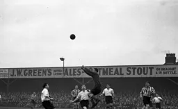 George Stobbart about to clatter into the goalkeeper