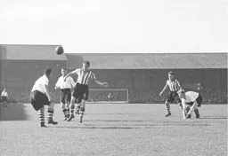 The Luton defence holds firm