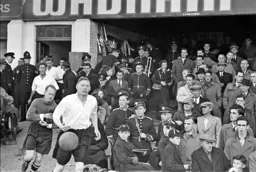 Syd Owen leads the team out