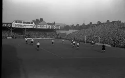 A panoramic view with Town on the attack
