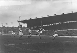 Gordon Turner is kept at bay