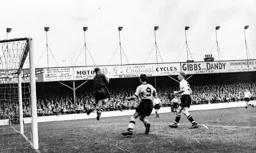 Bernard Streten makes a clean catch of the ball