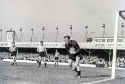 Ron Baynham safely clutches the ball