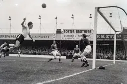 Gordon Turner flies in