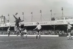 Mike Tracey waits for the ball to drop
