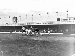 Argyle keeper Dave McLaren smothers the ball