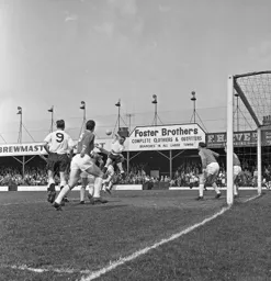 Pressure on the Orient defence