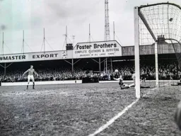 Fred Jardine sends the ball across the face of the goal