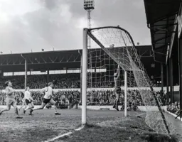 Tony Read charges in but the ball has aleady gone over the cross bar