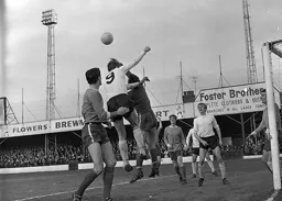 Tony Read challenges Chester keeper Terry Carling