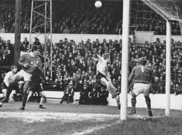 Keith Allen misses the ball