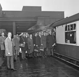 Players at Luton station getting readiy to depart for Manchester