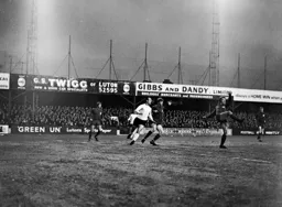 No way thjrough here for Laurie Sheffield as the ball is cleared