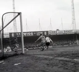 Ian Buxton goes close