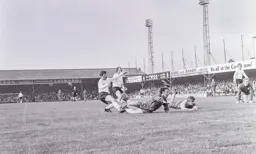 MalcolmMacdonald sees his effort go wide