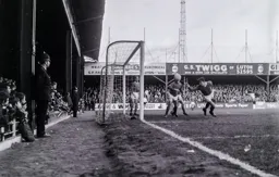 Barnsley defender heads round the post