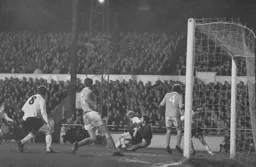 Malcolm Macdonald waiting to pounce