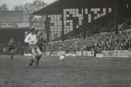 Graham French bears down on Neil Hague