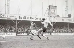 Malcolm Macdonald fires home early