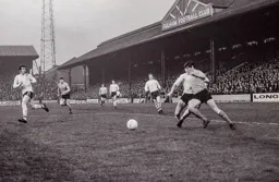 Jack Bannister moves into the box