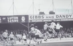 Looks like Malcolm Macdonald won the header