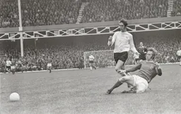 Don Givens beaten by Steve Whitworth