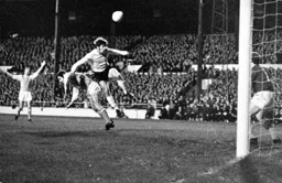 Malcolm Macdonald heads over