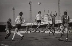 Mike Keen rises high