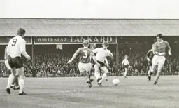 Viv Busby on the ball