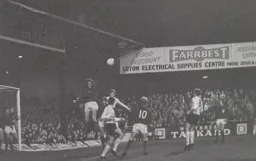 Chaos in the Fulham box