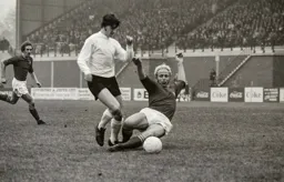 Gordon Hindson tackled