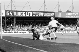 Viv Busby goes close