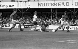 Viv Busby shoots wide