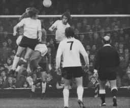 The Luton defence holds firm