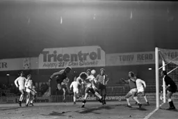 Barry Butlin at the near post