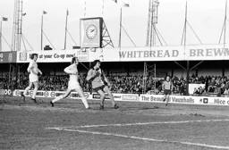 Jimmy Ryan scores the first