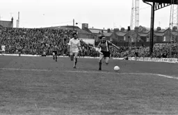 Gordon Hindson on the run