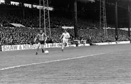 Jimmy Husband out wide