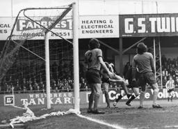 Another goal by the party poopers