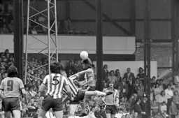 Alan West takes the aerial route