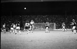 Midfield aerial battle