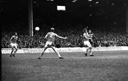 Jimmy Husband strikes for goal (1)