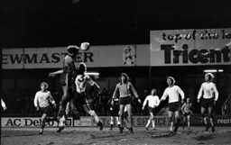 Peter Spiring heads for goal